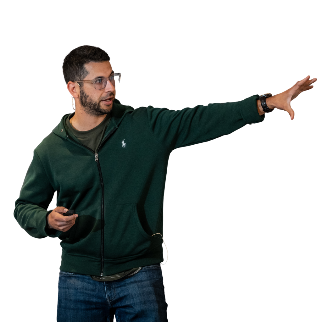 Founder Luis Diaz Top 10 Podcasts build a top podcast